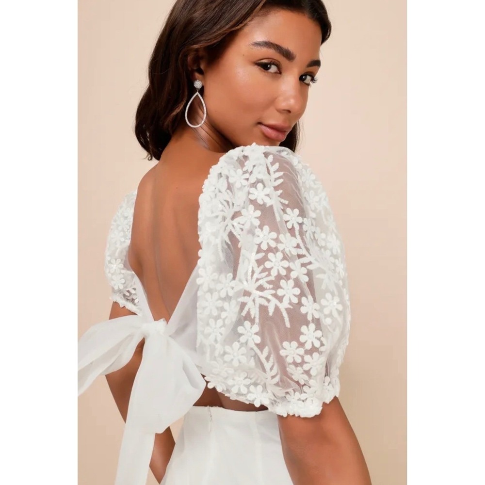 Lulus Charming Potential White Homecoming Mini Dress Med NWT Bow Back Bling